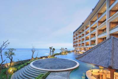ULU SEGARA LUXURY SUITES & VILLAS