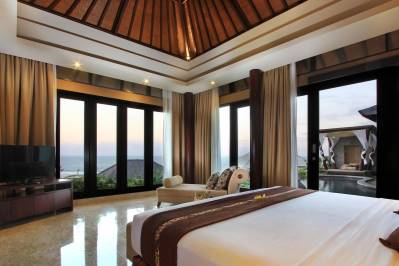 ULU SEGARA LUXURY SUITES & VILLAS