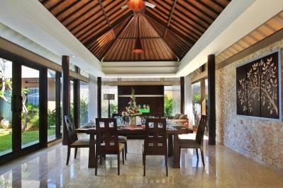 ULU SEGARA LUXURY SUITES & VILLAS