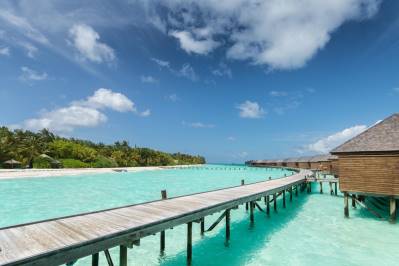 VELIGANDU ISLAND RESORT & SPA