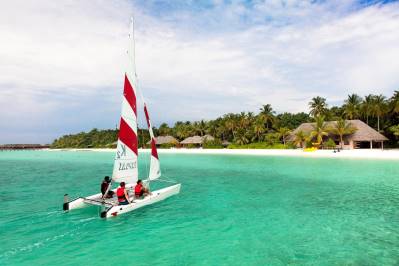 VELIGANDU ISLAND RESORT & SPA