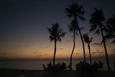 VELIGANDU ISLAND RESORT & SPA