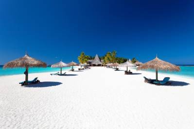 VELIGANDU ISLAND RESORT & SPA