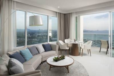 WHITE SAND BEACH RESIDENCES PATTAYA