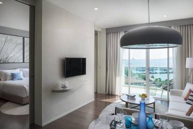 WHITE SAND BEACH RESIDENCES PATTAYA