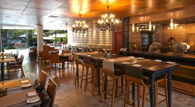 WOODLANDS SUITES SERVICED RESIDENCE