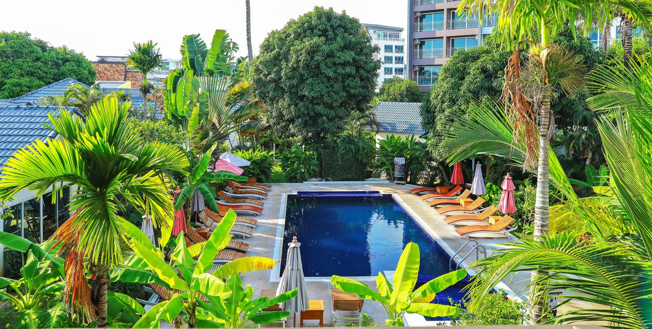 BAAN NUENG RESORT KATA