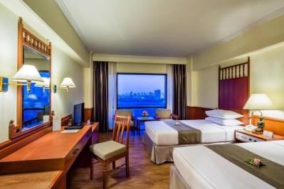 BANGKOK PALACE HOTEL