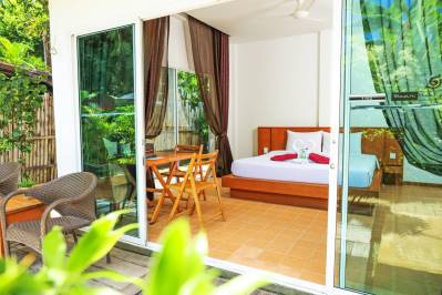 BAAN NUENG RESORT KATA