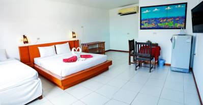 BAAN NUENG RESORT KATA