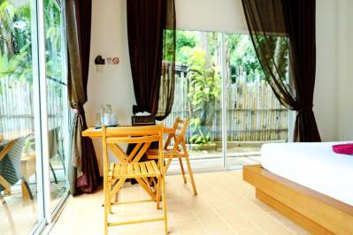 BAAN NUENG RESORT KATA