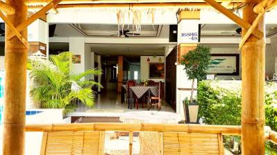 GREEN HARBOR HOTEL & SERVICE APARTMENT
