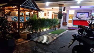 GREEN HARBOR HOTEL & SERVICE APARTMENT