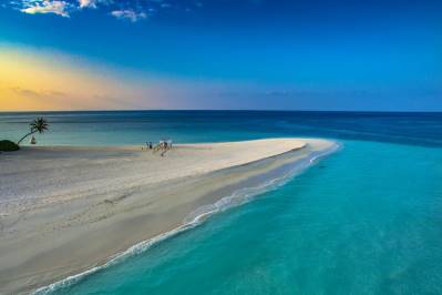 HIDEAWAY BEACH RESORT & SPA MALDIVES