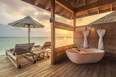 HURAWALHI ISLAND RESORT