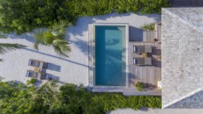 HURAWALHI ISLAND RESORT
