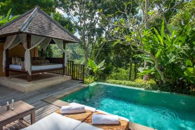 KOMANEKA AT TANGGAYUDA UBUD