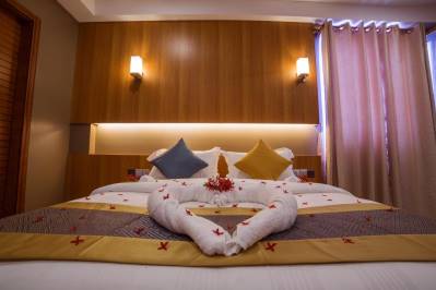 KUREDHI BEACH INN