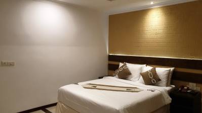LE VIEUX NICE INN