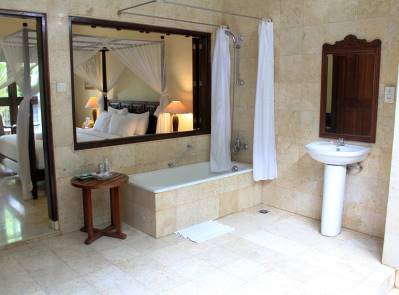 PURI BUNGA RESORT & SPA
