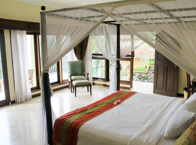 PURI BUNGA RESORT & SPA