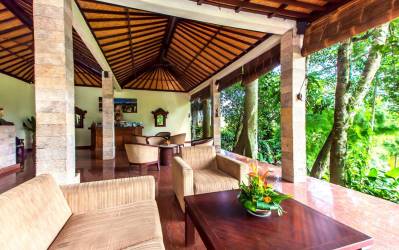 PURI BUNGA RESORT & SPA