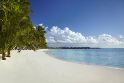 SHANGRI-LA`S VILLINGILI RESORT & SPA
